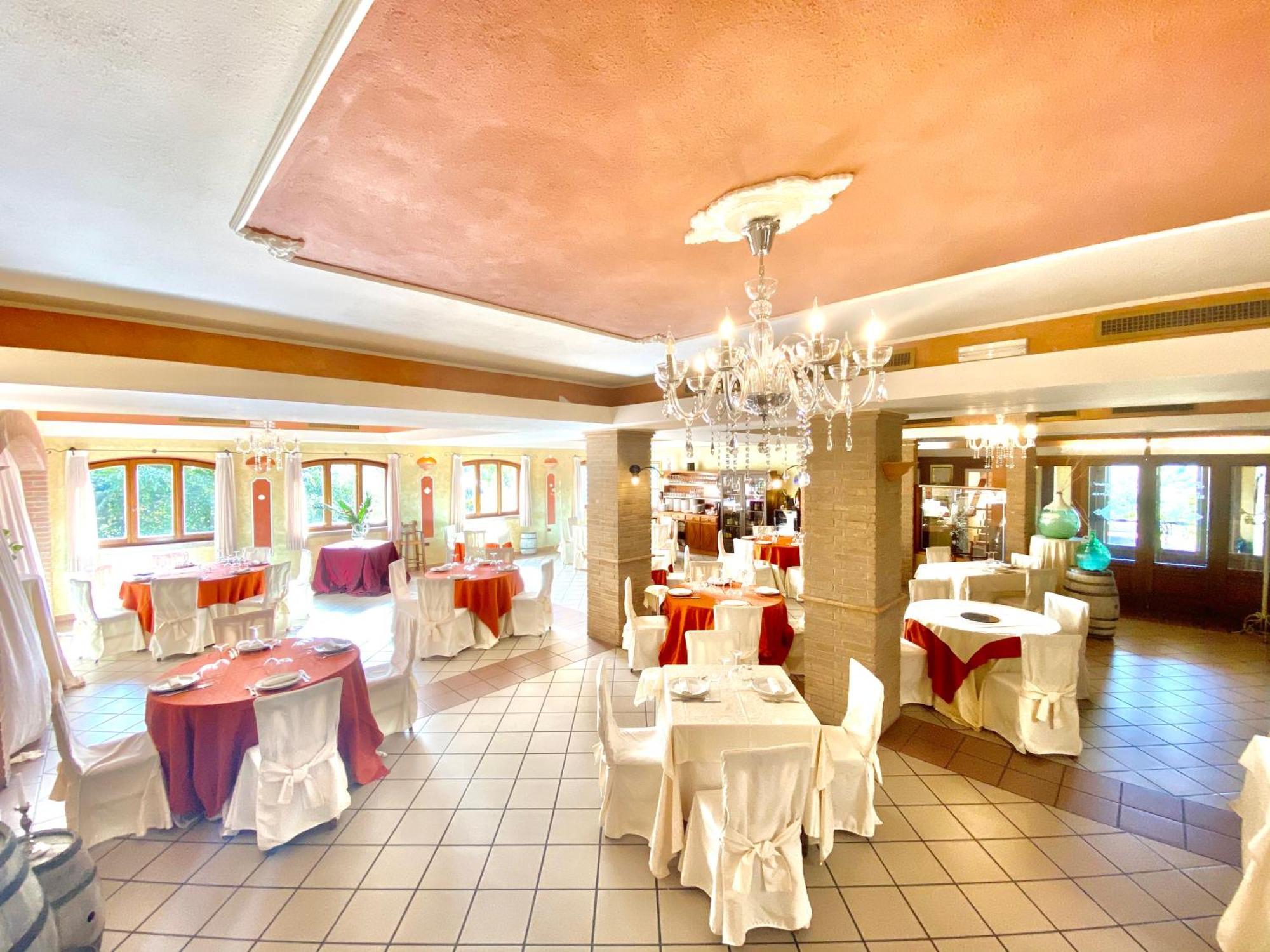 Hotel I Ginepri 콰르투치우 외부 사진