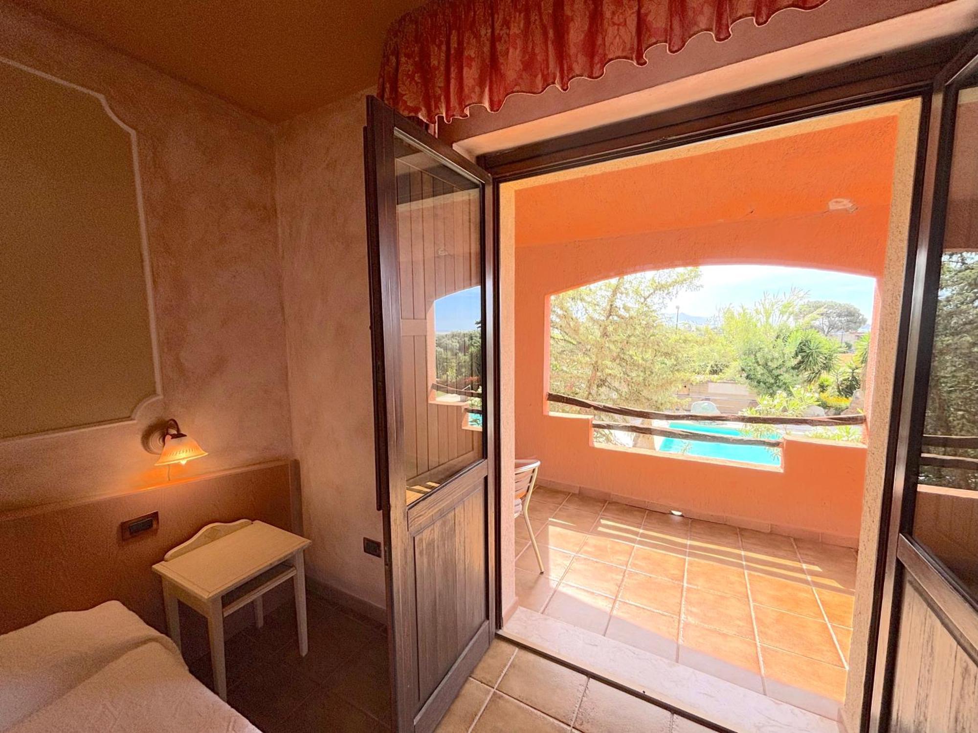 Hotel I Ginepri 콰르투치우 외부 사진